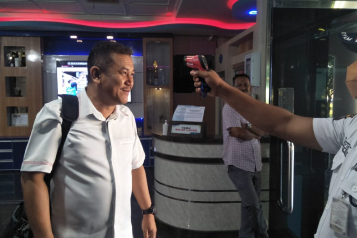 PLN tetap siaga jaga pasokan listrik masyarakat di tengah ancaman Covid-19