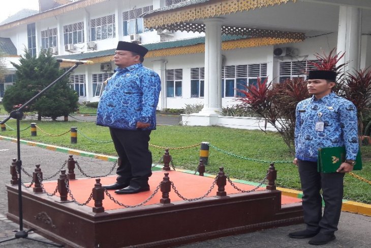 Bupati Langkat imbau pengelola wisata tidak menerima wisatawan mancanegara