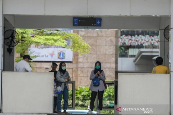 Ketimbang