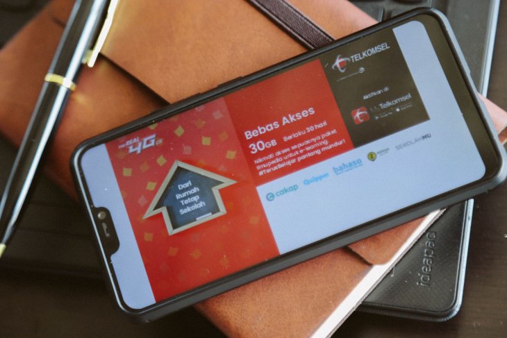 Paket Ilmupedia Telkomsel gandeng aplikasi e-Learning Bebaskan Akses Data Belajar Online