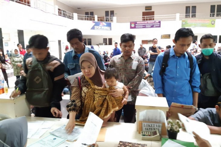 Tangerang alihkan pelayanan adminduk melalui medsos terkait pandemi COVID-19