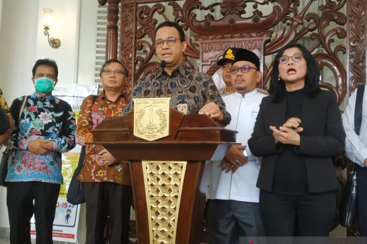 Gubernur DKI Jakarta Anies Baswedan imbau Shalat Jumat ditunda dua pekan