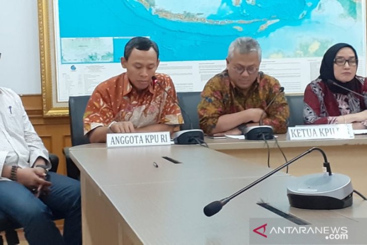 KPU bersikap hormati putusan DKPP berhentikan komisionernya