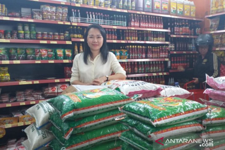 Pembelian sembako dan susu formula di Belitung meningkat