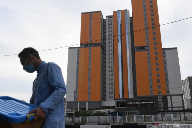 President suggests utilizing SOEs-owned hotels for COVID-19 treatment