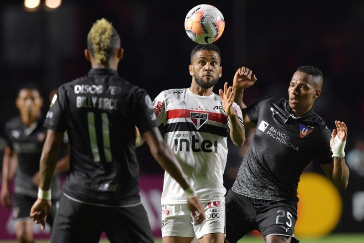 Klub-klub Brasil tawarkan stadionnya dipakai untuk rawat pasien corona
