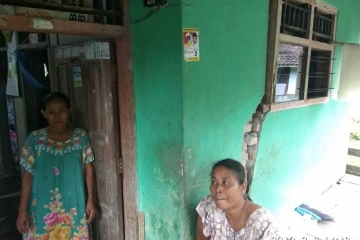Curah hujan meningkat, Warga Lebak kembali diminta waspadai banjir dan longsor