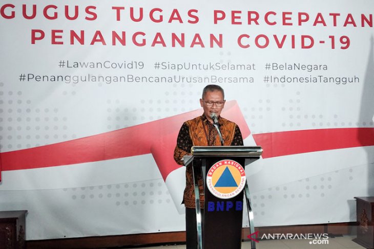 Jaga jarak, ada orang terinfeksi COVID-19 bisa tidak kelihatan sakit