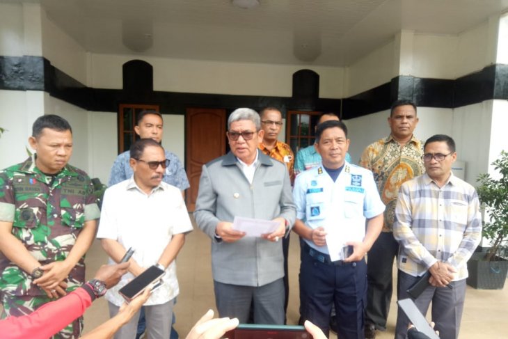 Bupati Malra sampaikan maklumat Kepolisian RI tangani Covid - 19