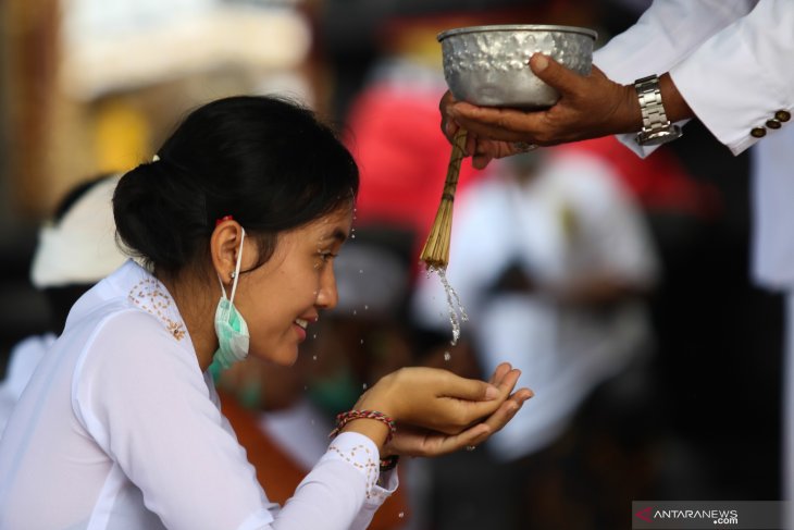 Upacara Melasti di Surabaya