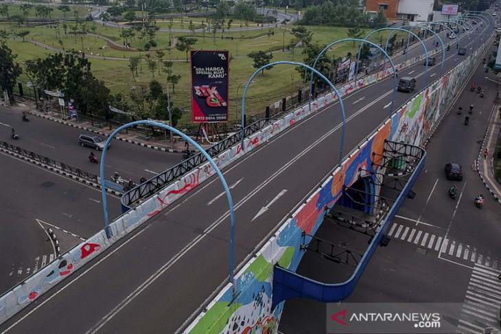 Jalanan di Bandung lengang 