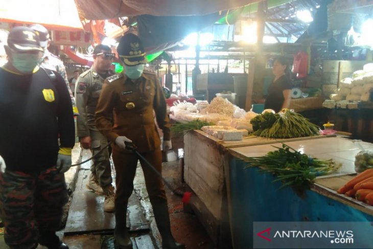 Pemkot Singkawang razia gabungan cek kesehatan warga