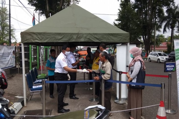 BPJS Kesehatan Cabang Jambi pasang tenda khusus layanan informasi