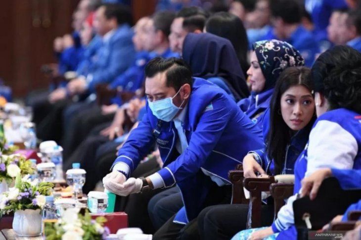 F-Demokrat tolak