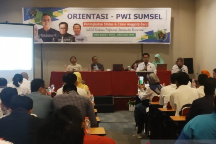 PWI Sumsel menunda pelaksanaan HPN dan Porwada