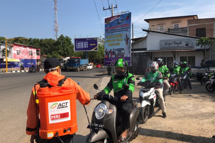 ACT-MRI semprot pangkalan ojek di Banda Aceh dengan cairan antikuman