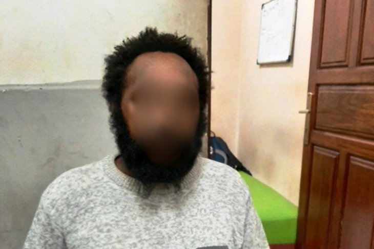 Polresta Jayapura tangkap JT, suami aniaya istri dengan kayu balok