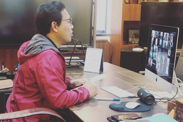Menteri Desa Abdul Halim Iskandar ajak desa perangi COVID-19
