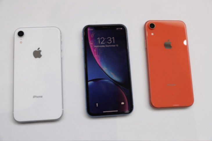 Produksi iPhone tertunda akibat