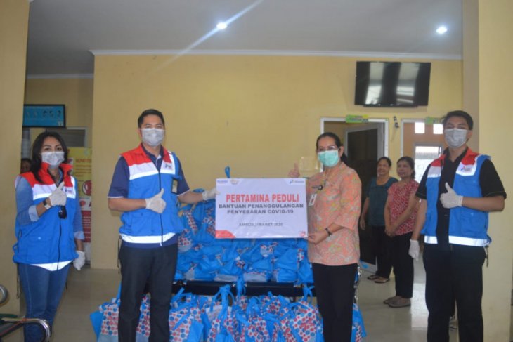 Pertamina MOR VIII salurkan bantuan cegah COVID-19 di Ambon