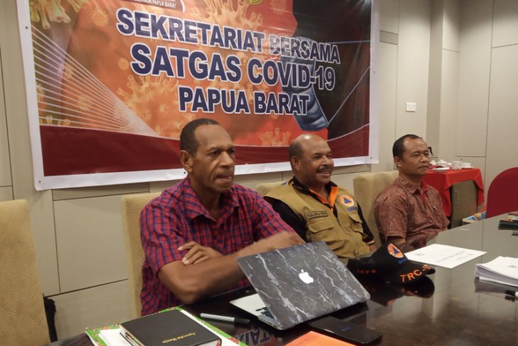 Dua pasien positif COVID-19 Papua Barat, seorang diantaranya meninggal