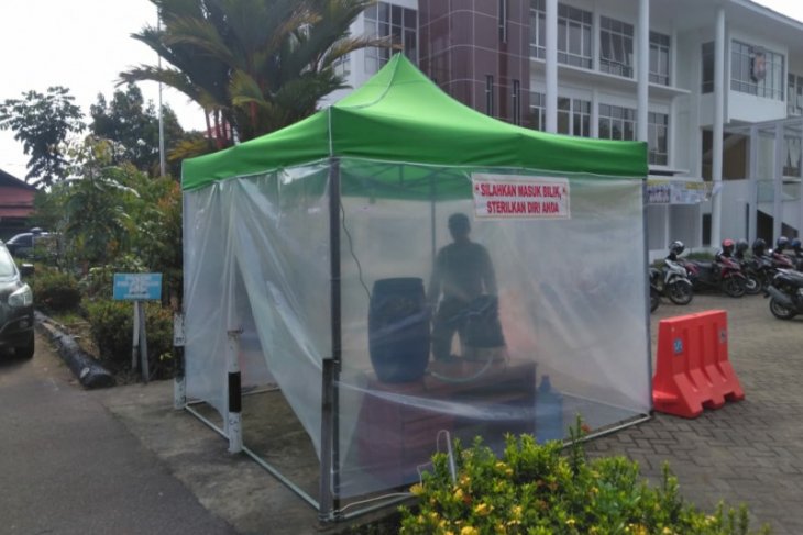 Cegah COVID-19, Polresta Pontianak siapkan bilik disinfektan
