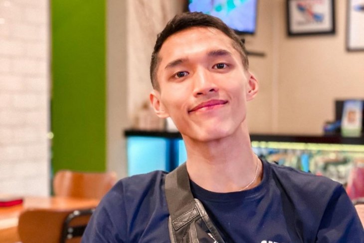 Perbedaan pebulu tangkis Jojo usai potong rambut