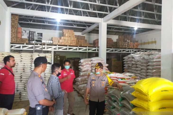 Polres Bangka Barat pantau ketersediaan bahan pangan pokok