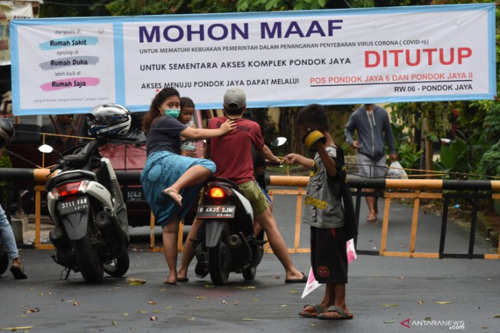 Ketika kasus COVID-19 sudah bertambah dari 2 menjadi 1.528