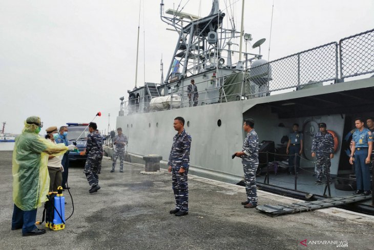 TNI Angkatan Laut terus awasi