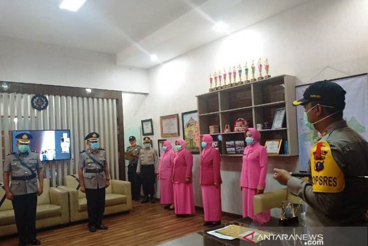 Kapolres Tapsel serahterimakan jabatan Waka Polres