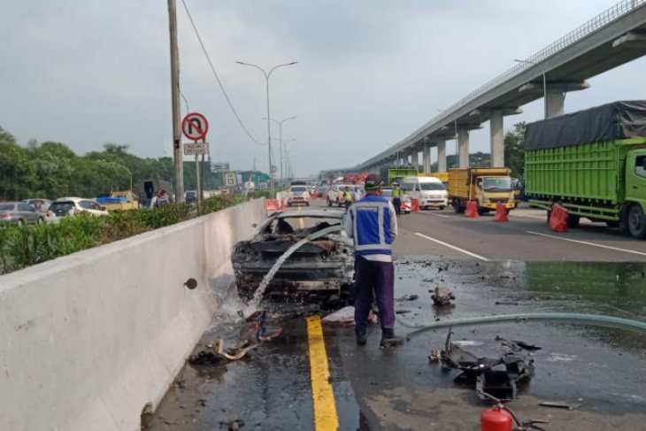 Wakil Jaksa Agung Jaksa meninggal kecelakaan di Tol Jagorawi
