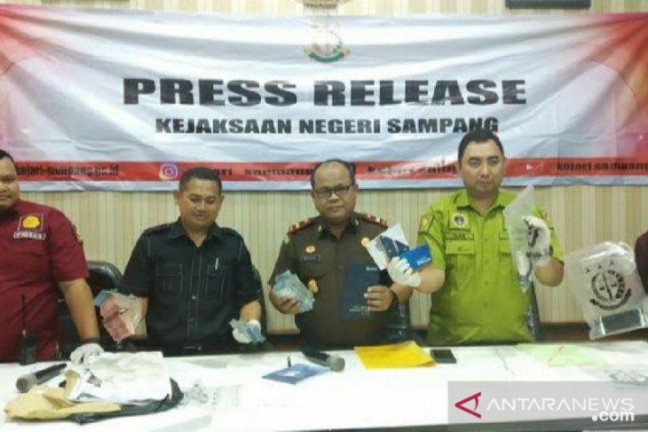 Pengadilan Tipikor jatuhkan hukuman berbeda tiga terdakwa korupsi di Sampang