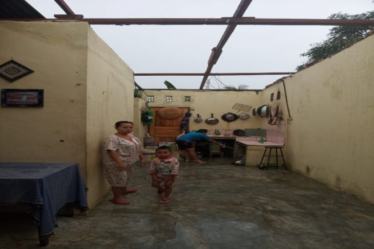 Binjai Utara dilanda hujan deras dan angin kencang