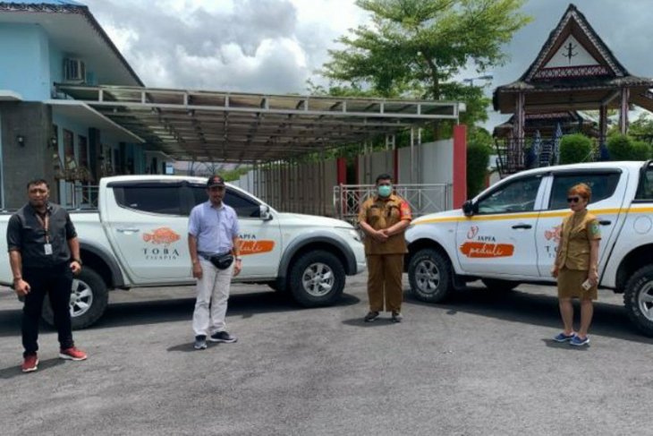 JAPFA serahkan tiga mobil dukung Pemkab Simalungun cegah COVID-19