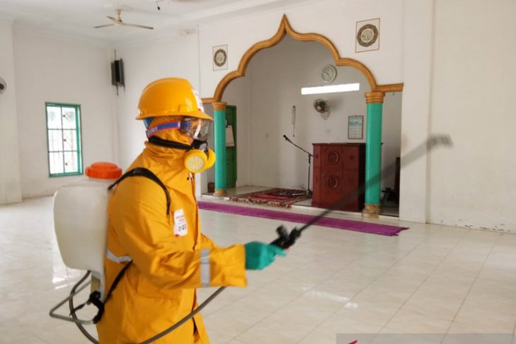Tetap ibadah di tengah wabah
