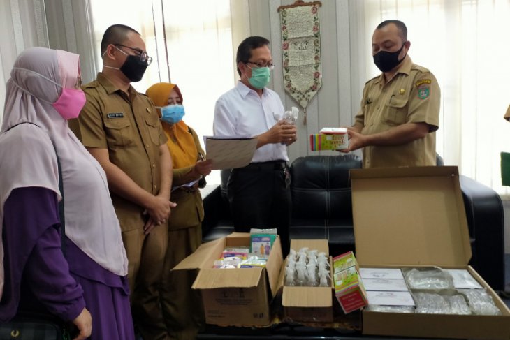 IDI Asahan serahkan APD ke Dinas Kesehatan