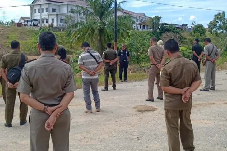 Cegah COVID-19 ala personel Satpol PP Aceh Timur