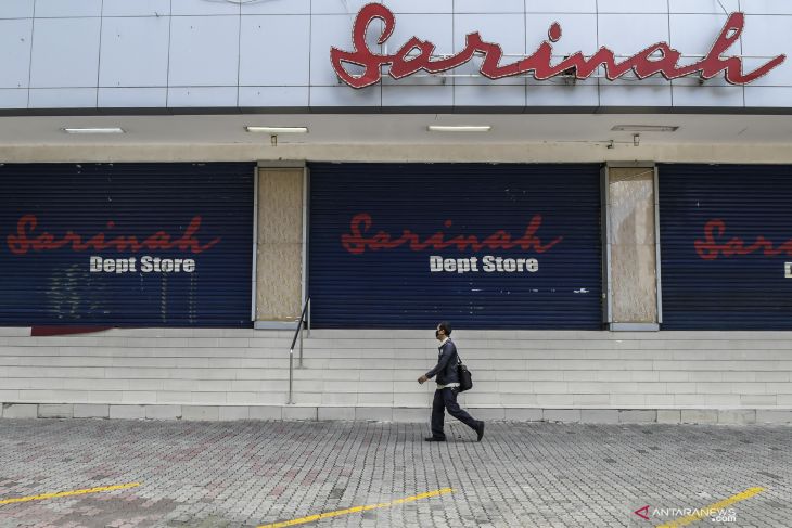 Jakarta closes 101 companies for violating PSBB