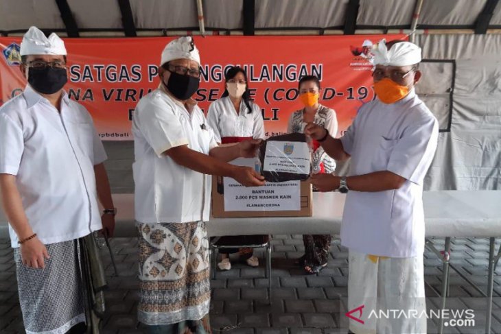 Kwarda Pramuka Bali serahkan 2.000 masker COVID-19