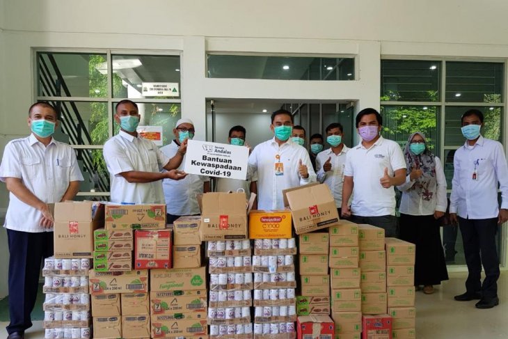 SBA berikan bantuan minuman multivitamin untuk tenaga medis di RSUZA
