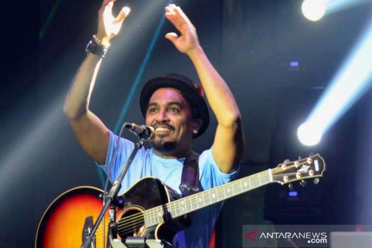 Dendang khas Glenn Fredly untuk film layar lebar