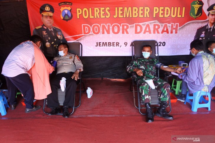 Donor Darah TNI Polri