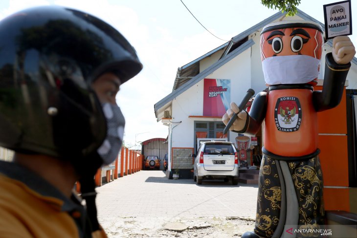 KPU Kota Blitar Kampanye Pemakaian Masker