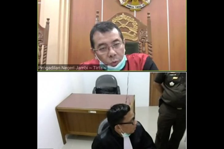 Three drug couriers nabbed in Jambi get 17 years jail