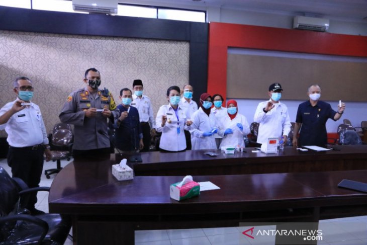 Kota Singkawang tunda kegiatan belajar di sekolah