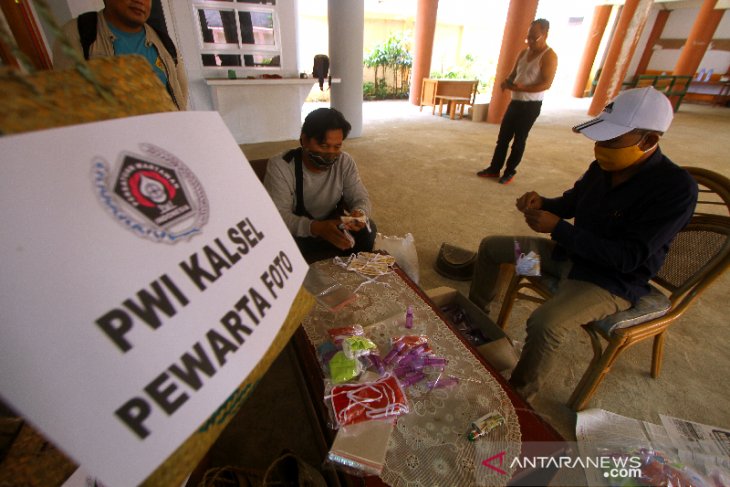 Bantuan PWI Kalsel Untuk Wartawan