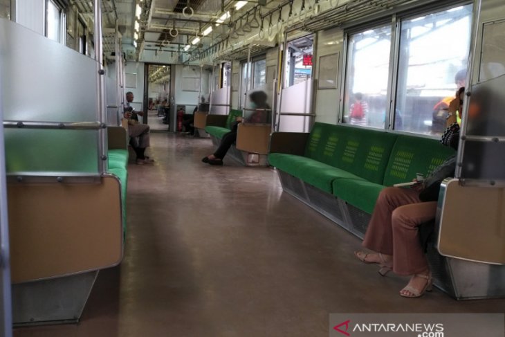 Lima kepala daerah di Bodebek usul penghentian sementara KRL