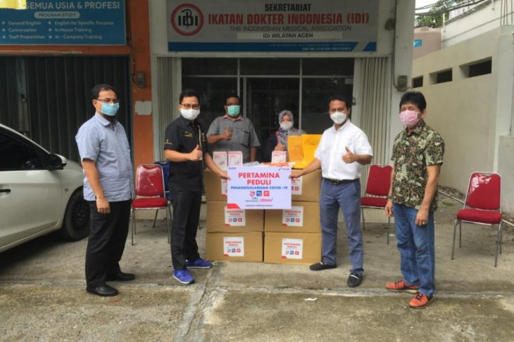 Pertamina Aceh salurkan APD untuk tenaga medis