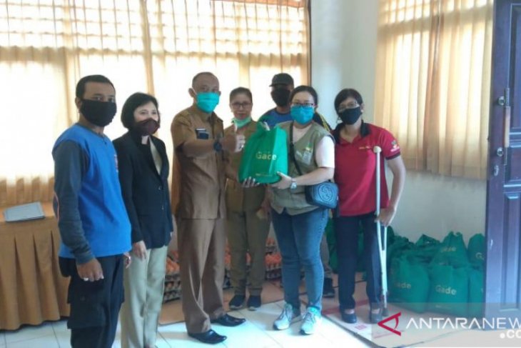 Pegadaian Denpasar salurkan bahan pokok ke kabupaten/kota se-Bali